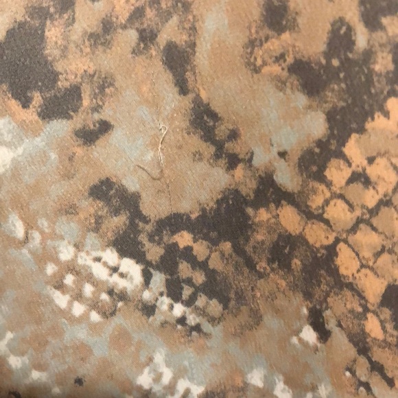 Flowy snakeskin patterned dress - Picture 6 of 6